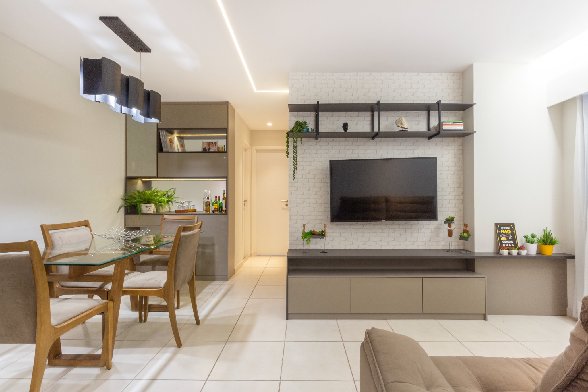 Sala integrada do Apartamento Aurora Trend, em Santa Amaro, Recife